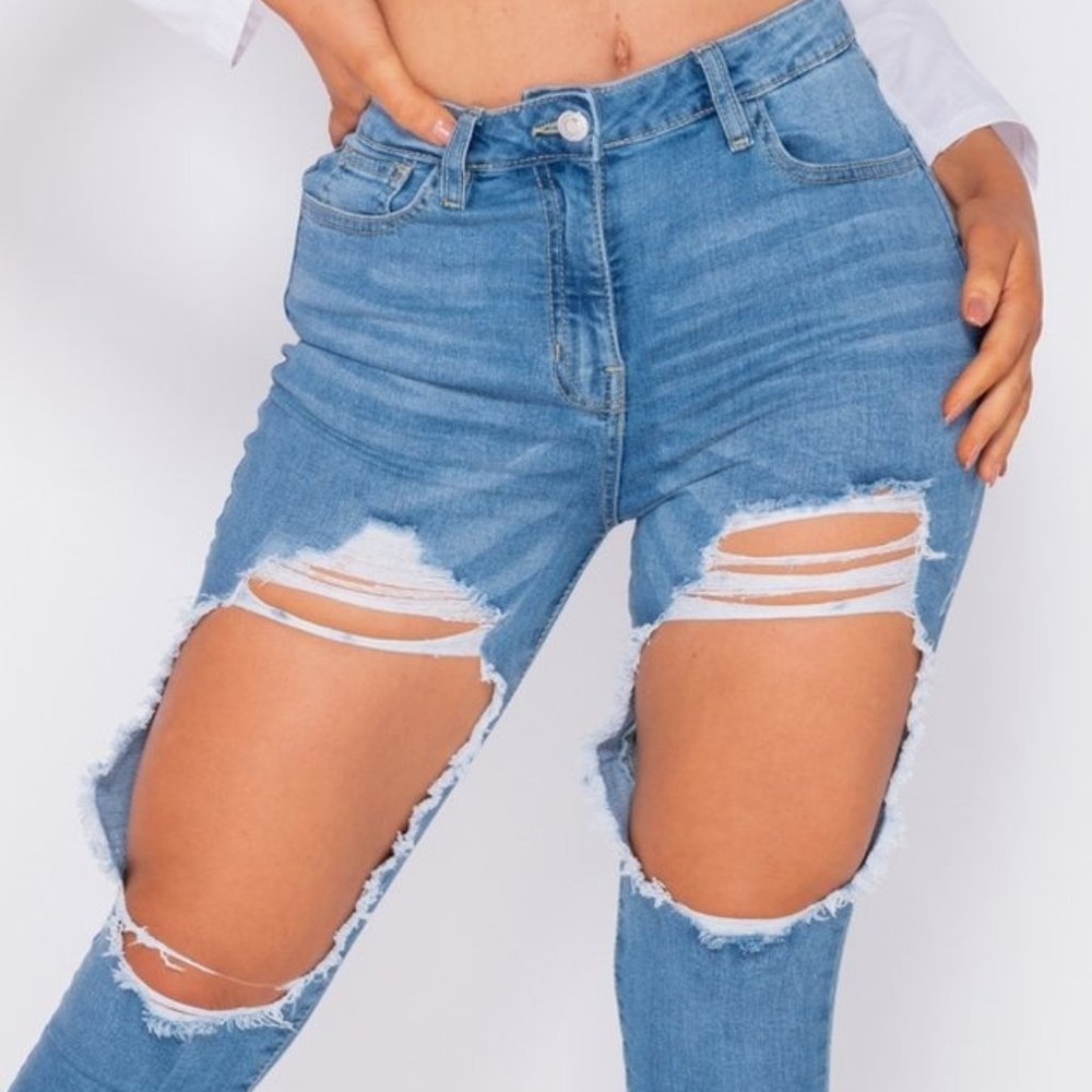 SALE🎉Extreme Distressed High Wasted Skinny Jeans - Picture 2 of 4